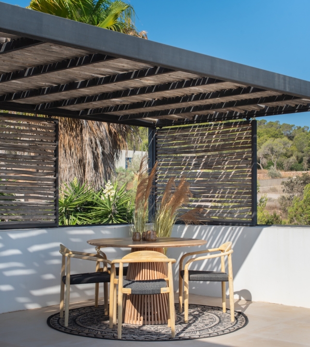 Resa Estates finca Can Floral Ibiza sale koop terrace ok detaul.jpg